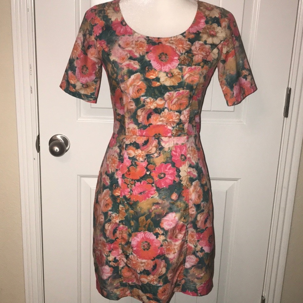 MUST GO PRICING Gianni Bini Pam mini floral size XS